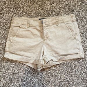 Cuffed Khakis Shorts